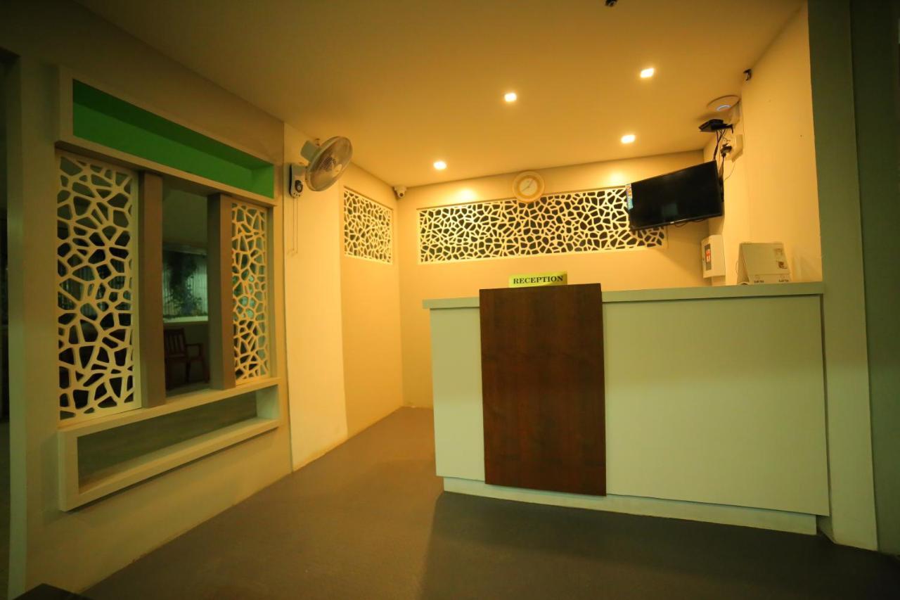 Hotel Falcon Thiruvananthapuram ภายนอก รูปภาพ
