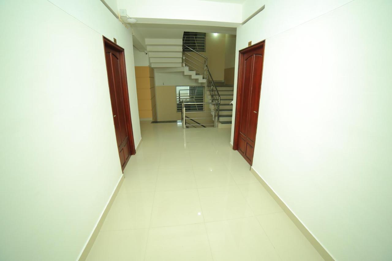 Hotel Falcon Thiruvananthapuram ภายนอก รูปภาพ